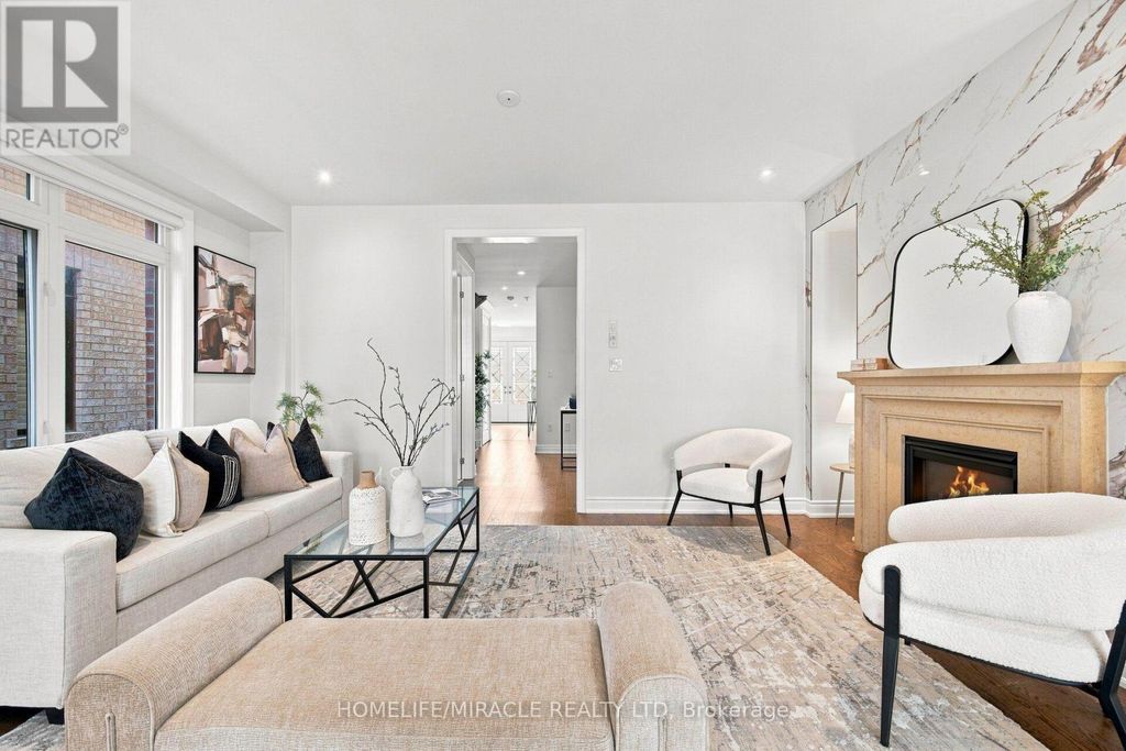 14 Zenith Avenue, Vaughan (kleinburg)