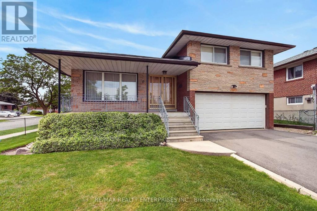 3 Slane Court, Toronto (west Humber-Clairville)
