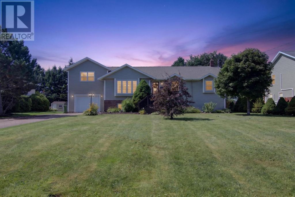 52 Hallie Drive, Summerside