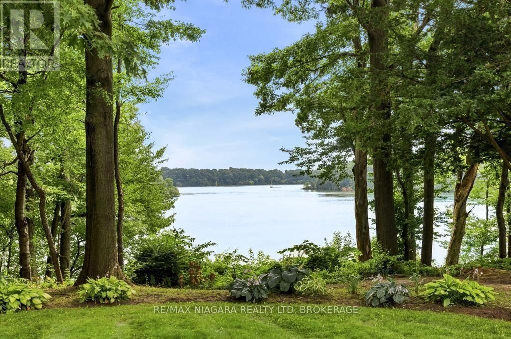 45 Port Master Drive, St. Catharines (martindale Pond)