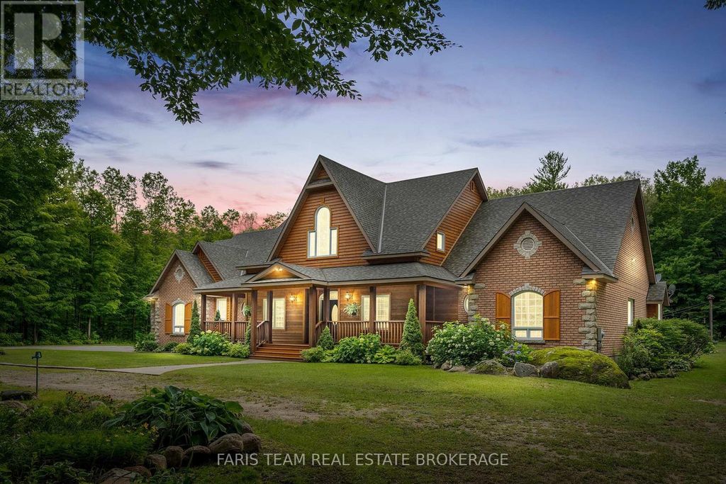 697 Lafontaine Road E, Tiny