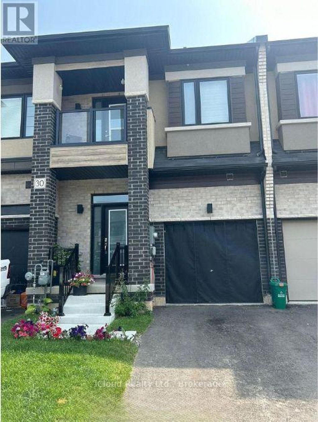 30 Bowery Road, Brantford