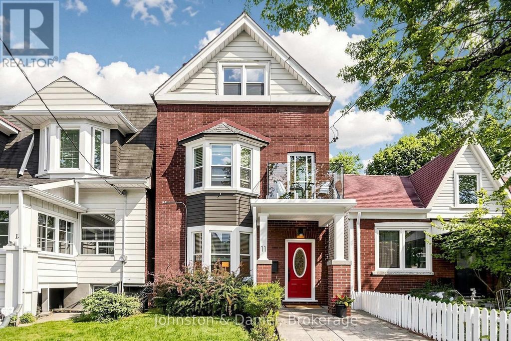 11 Ashland Avenue, Toronto (woodbine Corridor)