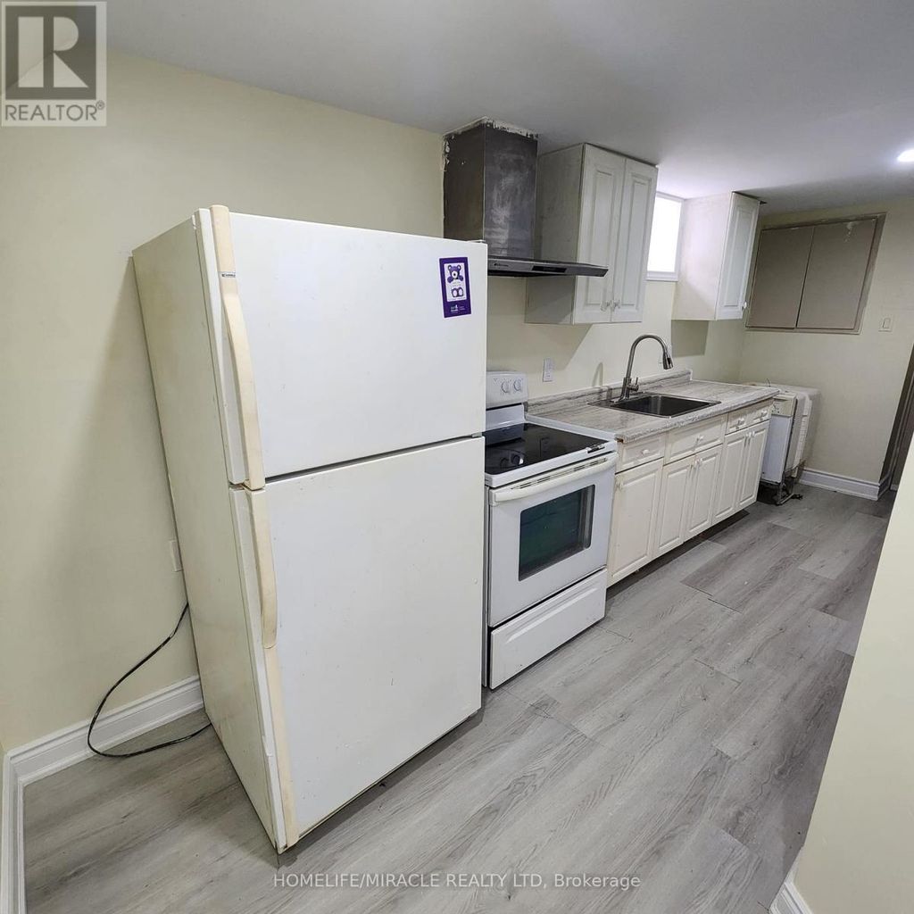 491 Salisbury Street, London East (east C)