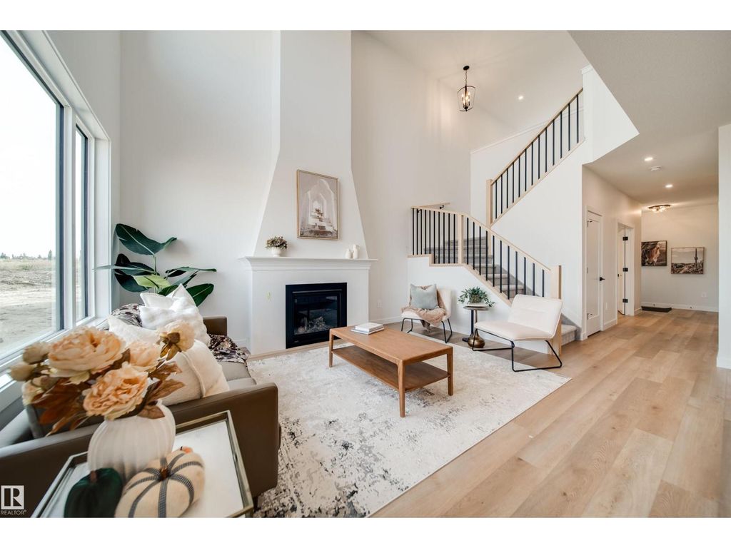 75 Chartres Cl, St. Albert