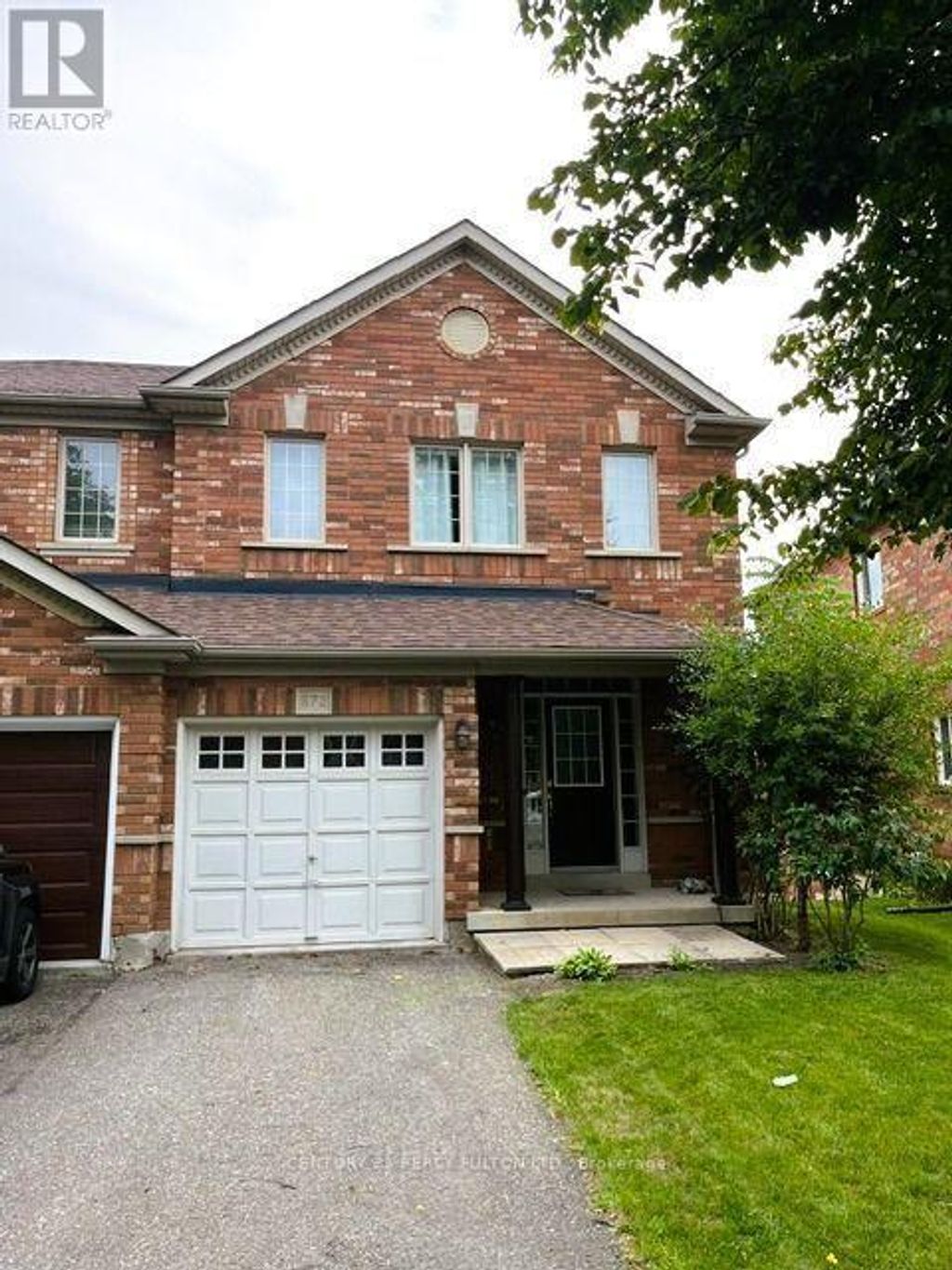 872 Oaktree Crescent, Newmarket (summerhill Estates)