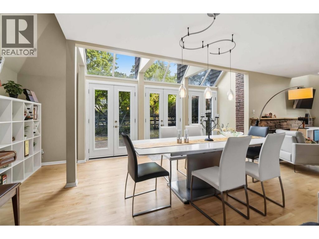 7625 Borden Street, Vancouver