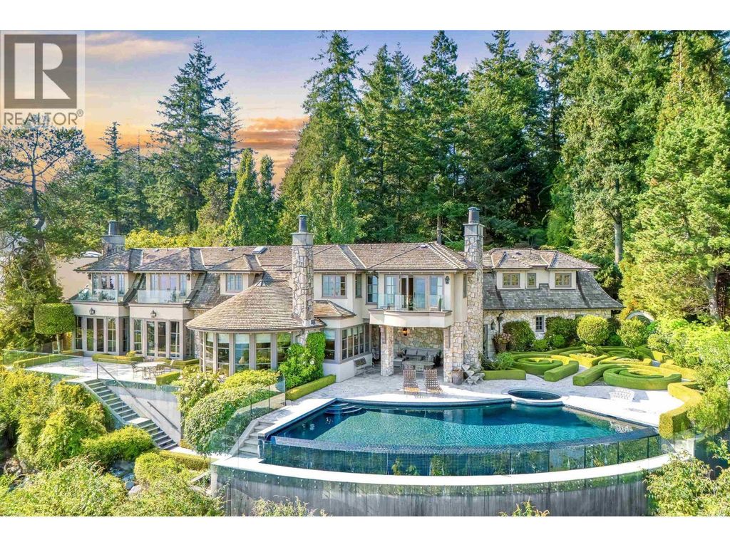 4672 Clovelly Walk, West Vancouver