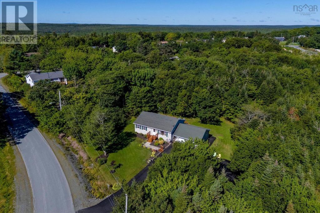 6 Carmichael Court, Brookside