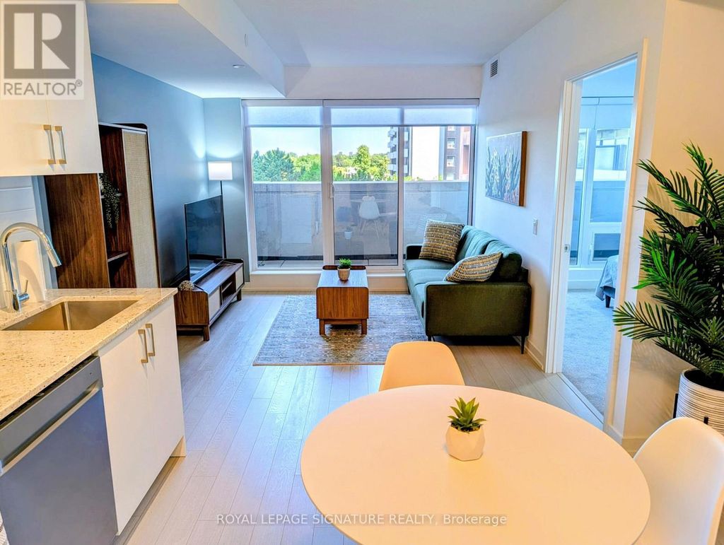 509 - 4010 Eglinton Avenue W, Toronto (humber Heights)