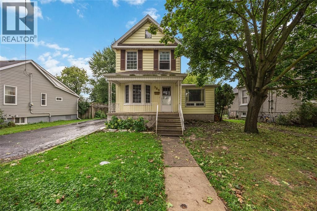 386 Russell Street South, Sarnia