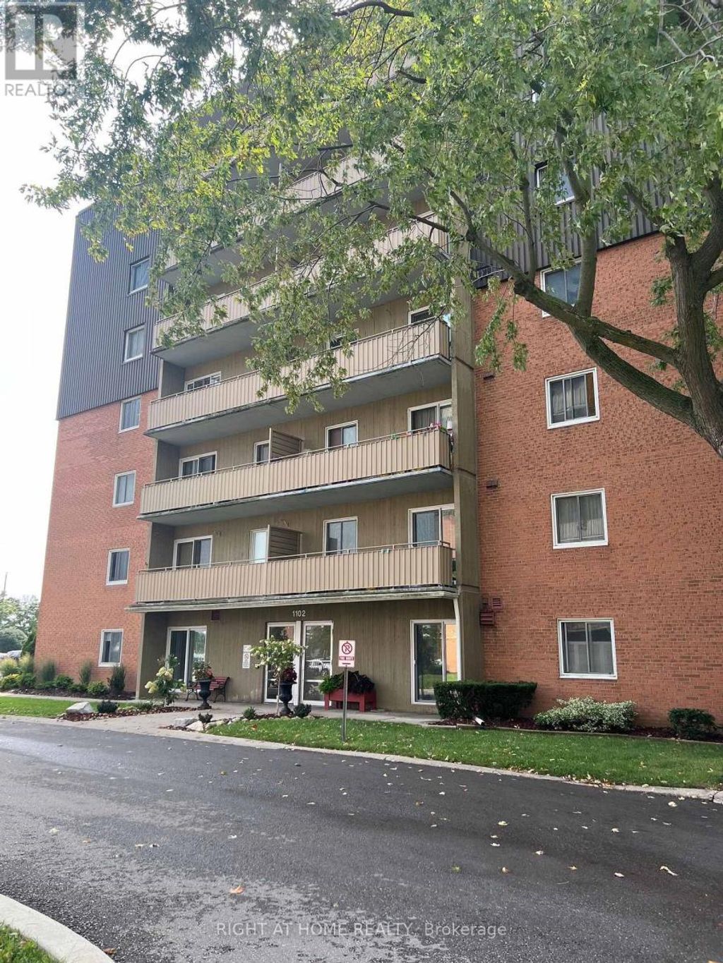 708 - 1102 Jalna Boulevard, London South (south X)