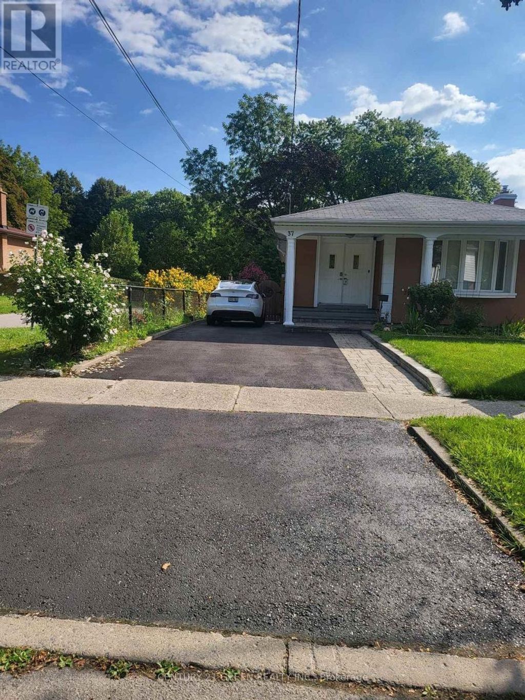 Bsmt - 37 Ravenview Drive, Toronto (west Hill)