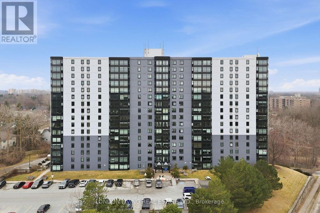 114b - 45 Pond Mills Road, London South (south J)
