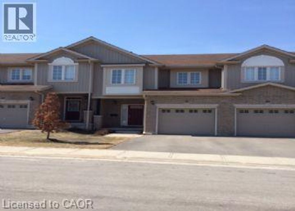 105 Pinnacle Drive Unit# 11, Kitchener