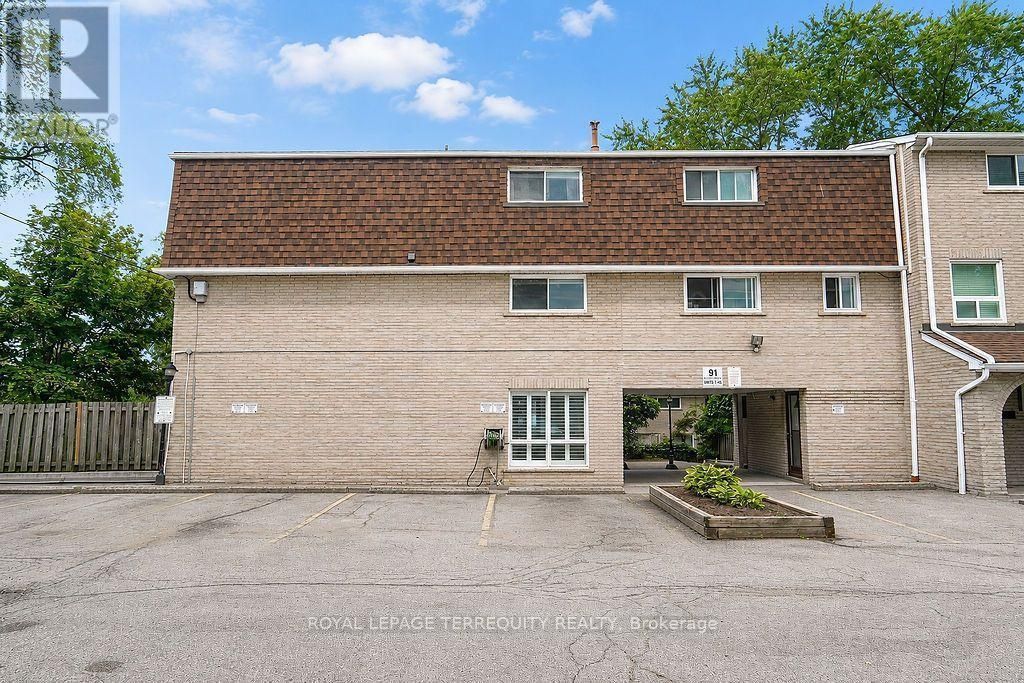 7 - 91 Rameau Drive, Toronto (hillcrest Village)