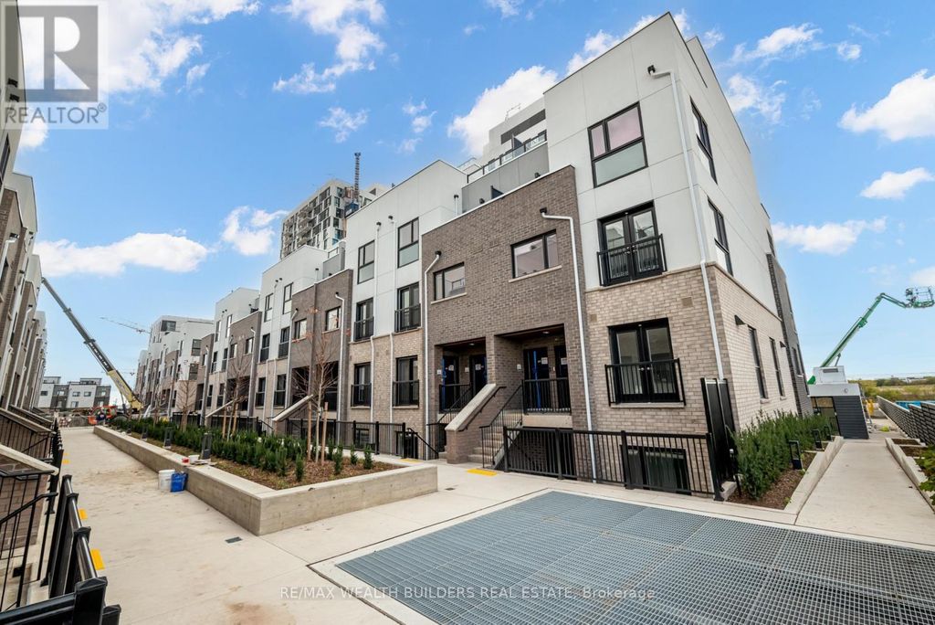 204b-06 - 349 Wheat Boom Drive W, Oakville (jm Joshua Meadows)