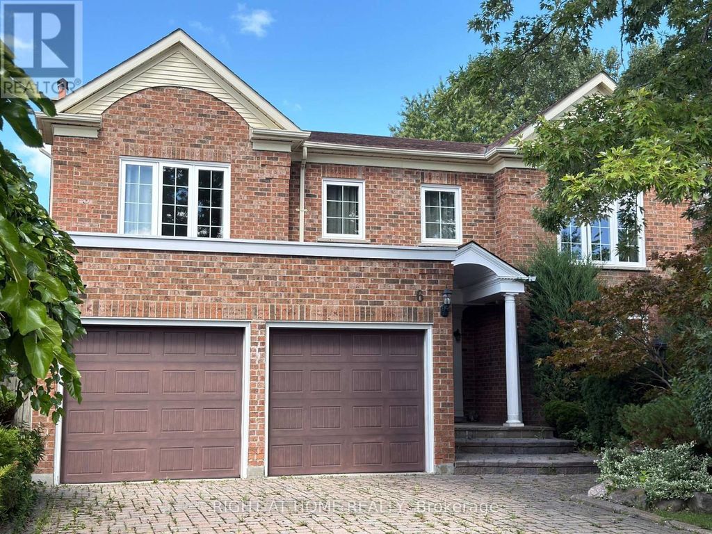 6 Cowles Court, Richmond Hill (mill Pond)