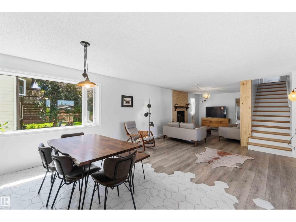 4335 53 Av, Tofield