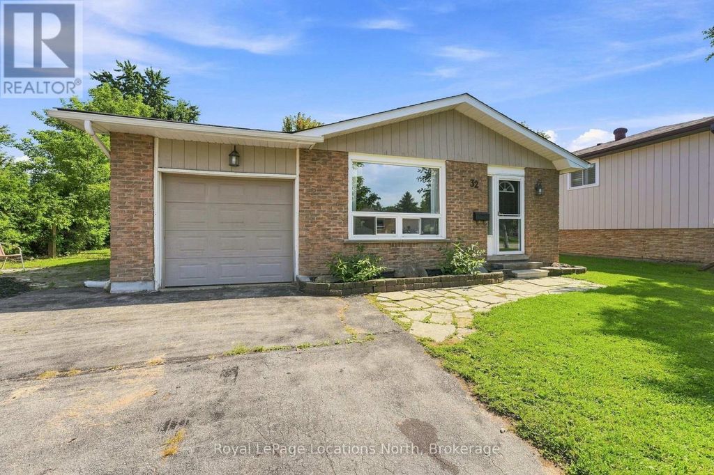 32 Courtice Crescent, Collingwood