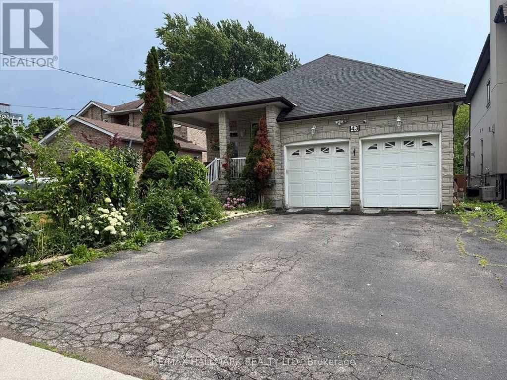 43 Oak Avenue, Richmond Hill (south Richvale)