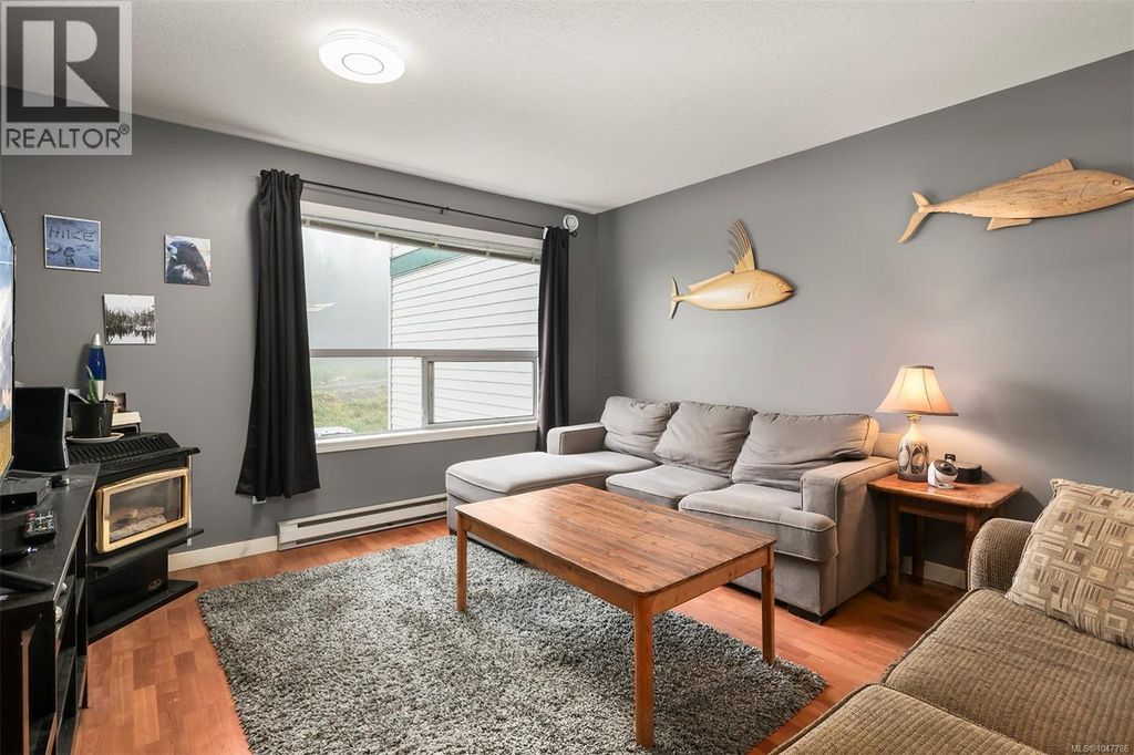 205 1105 Henry Rd, Courtenay