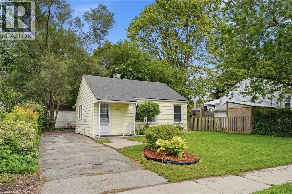 132 Spadina Road E, Kitchener
