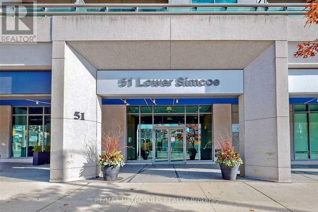 1005 - 51 Lower Simcoe Street, Toronto (waterfront Communities)