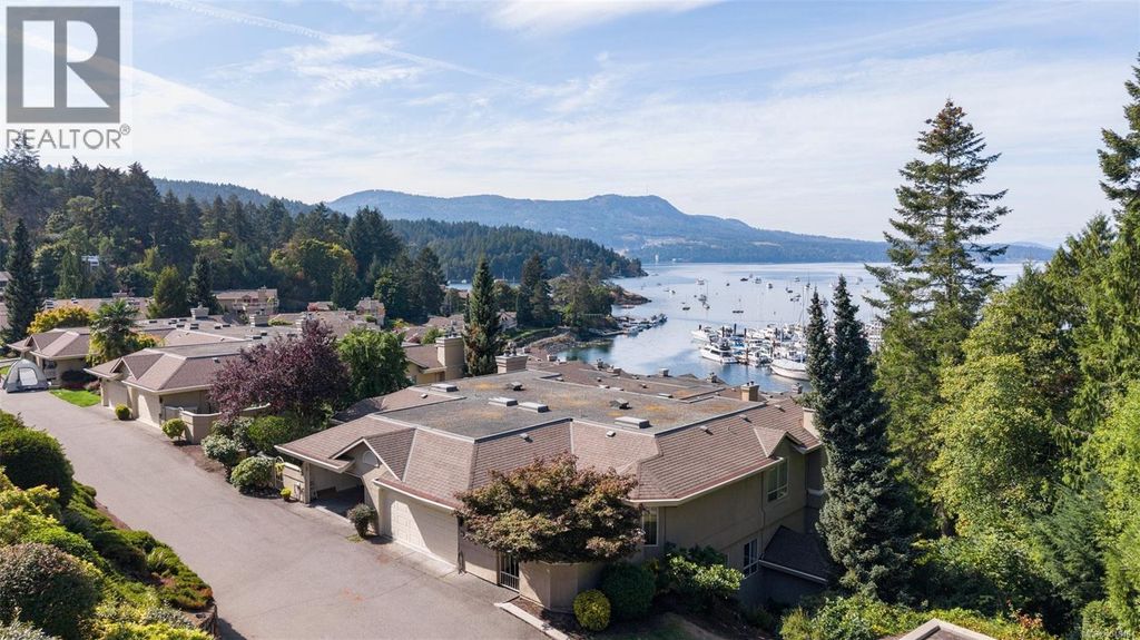 736 6880 Wallace Dr, Central Saanich