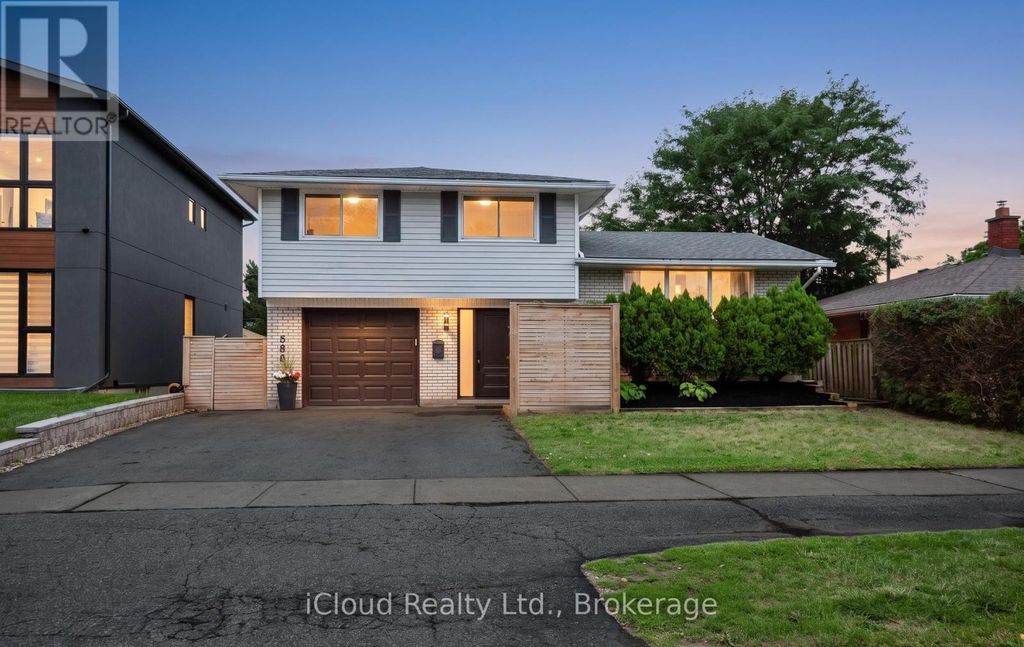 588 Walkers Line, Burlington (roseland)