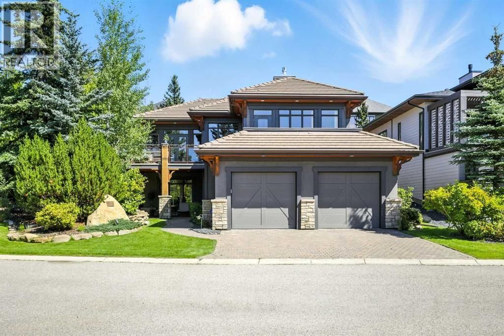 16 Spring Valley Lane Sw, Calgary