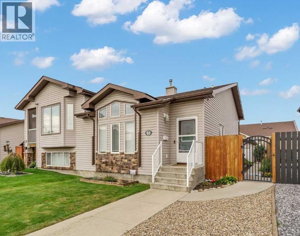 84 Northlands Crescent Ne, Medicine Hat
