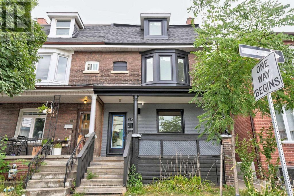 1 - 653 Manning Avenue, Toronto (palmerston-Little Italy)