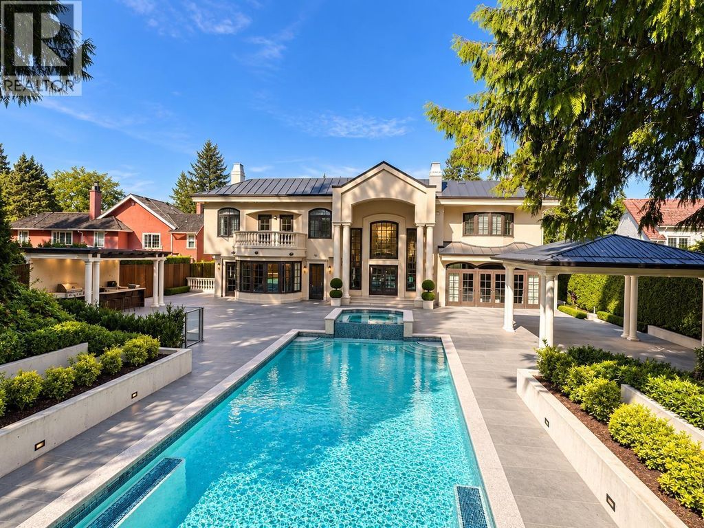 4728 Drummond Drive, Vancouver