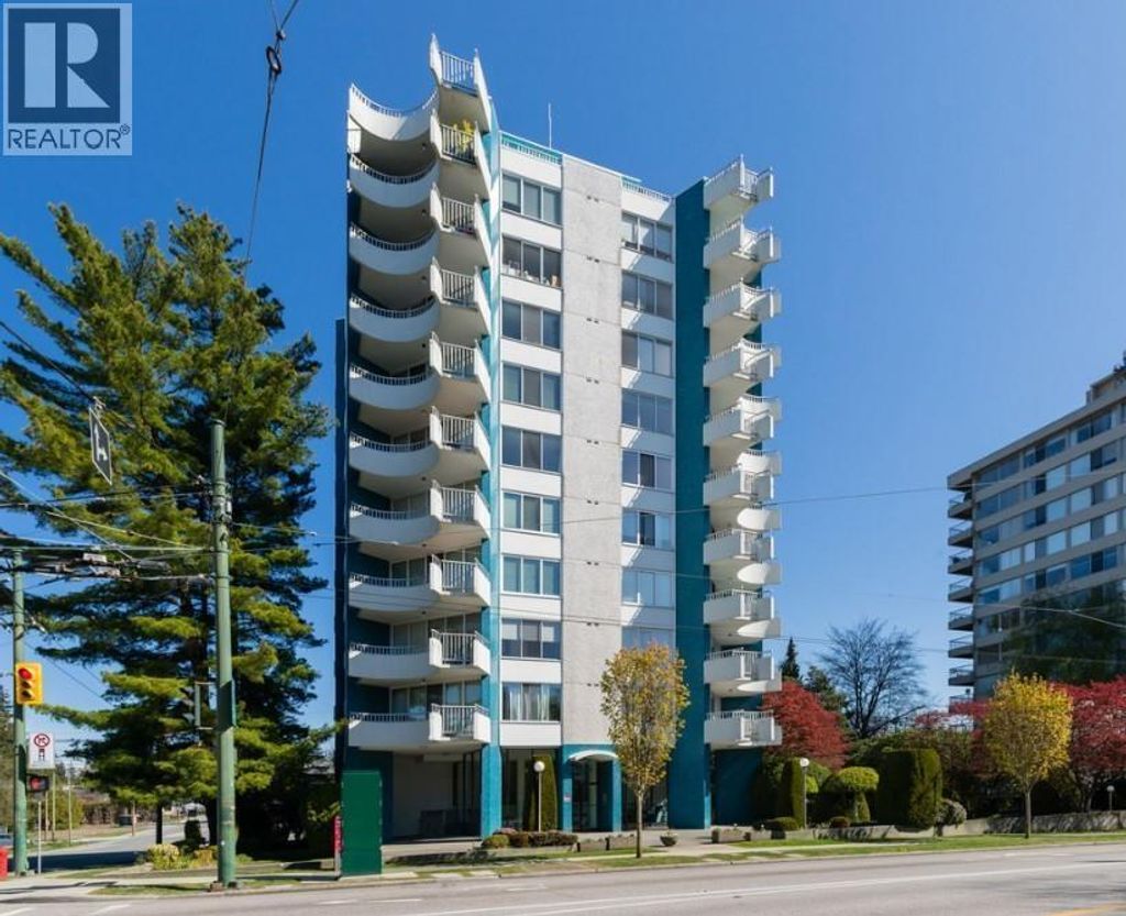 503 4691 W 10th Avenue, Vancouver