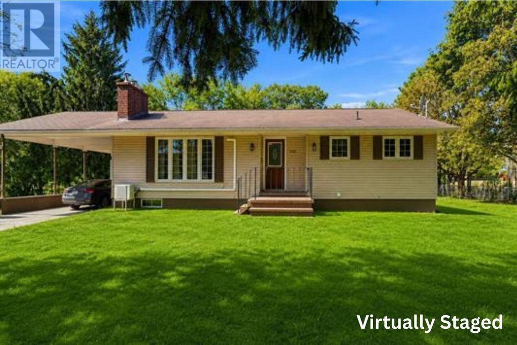 1081 Tufts Avenue, Greenwood