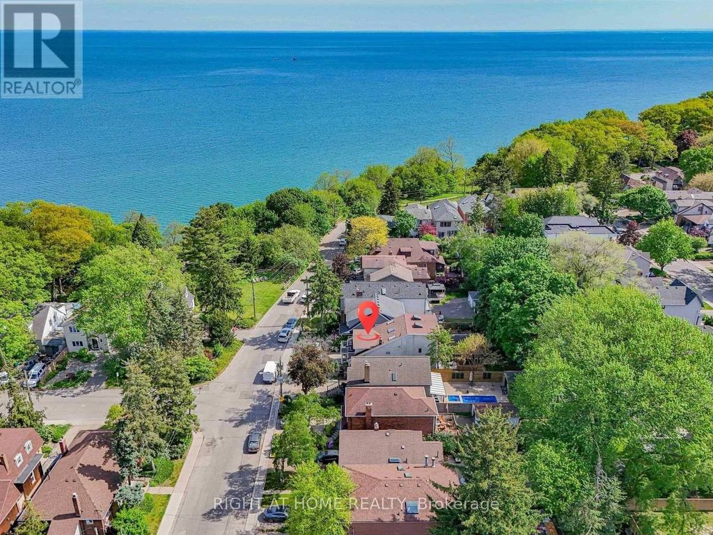 20 Kildonan Drive, Toronto (birchcliffe-Cliffside)