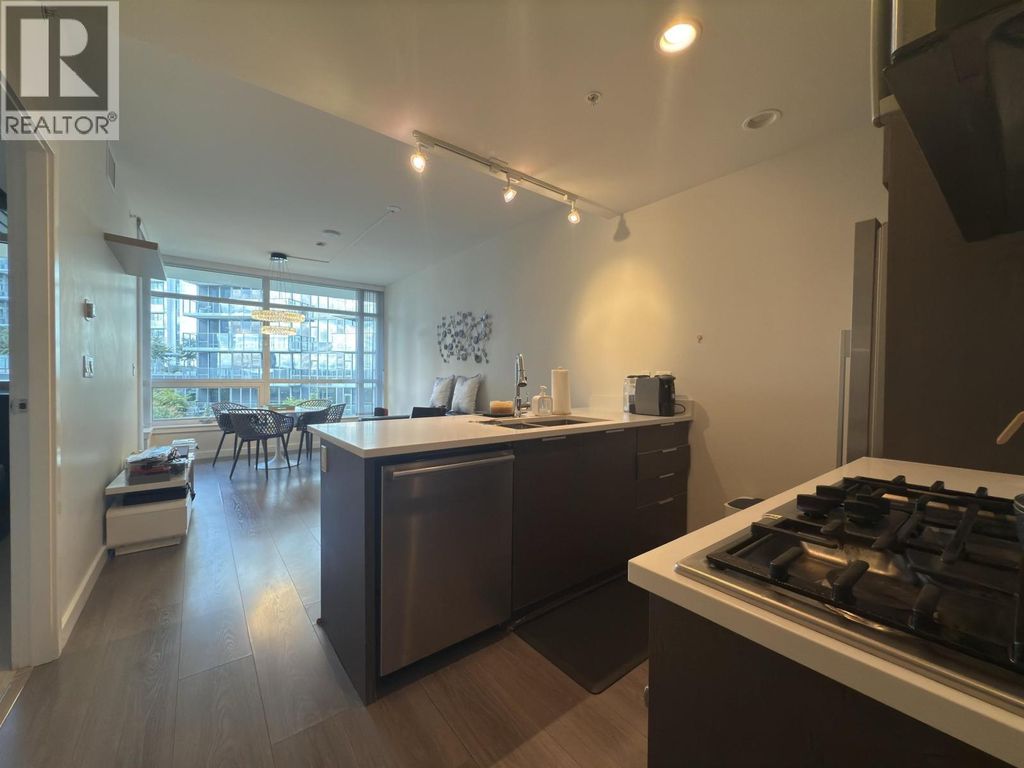 707 8628 Hazelbridge Way, Richmond