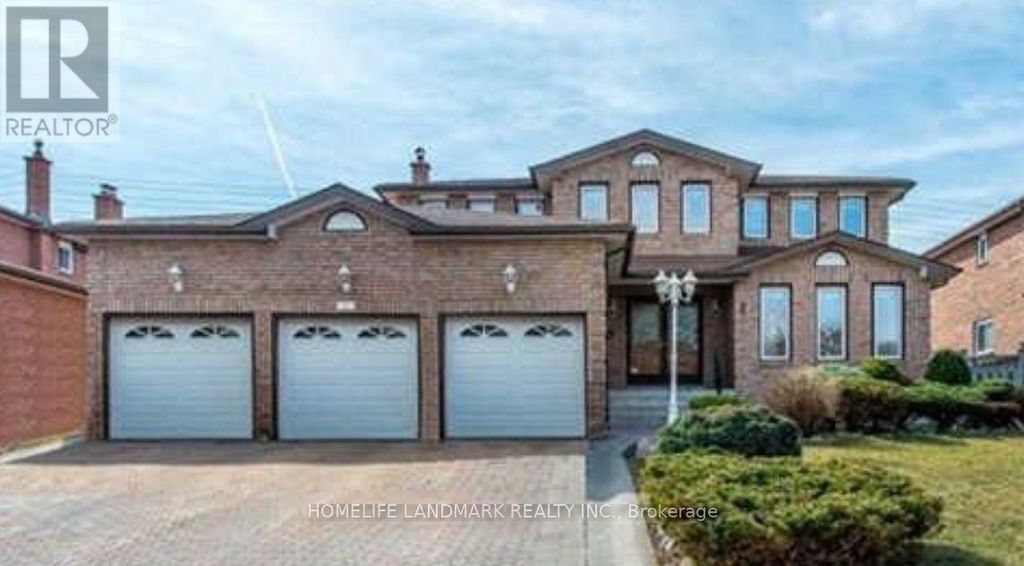 11 Ravenhill Crescent, Markham (milliken Mills East)