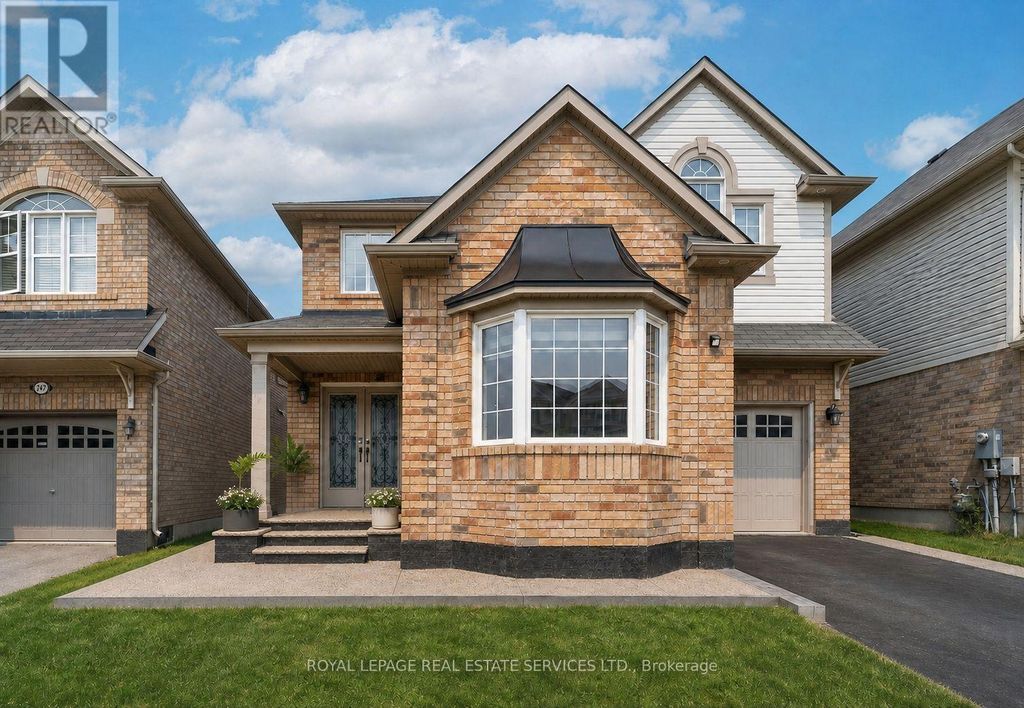 243 Mcdougall Cross, Milton (ha Harrison)