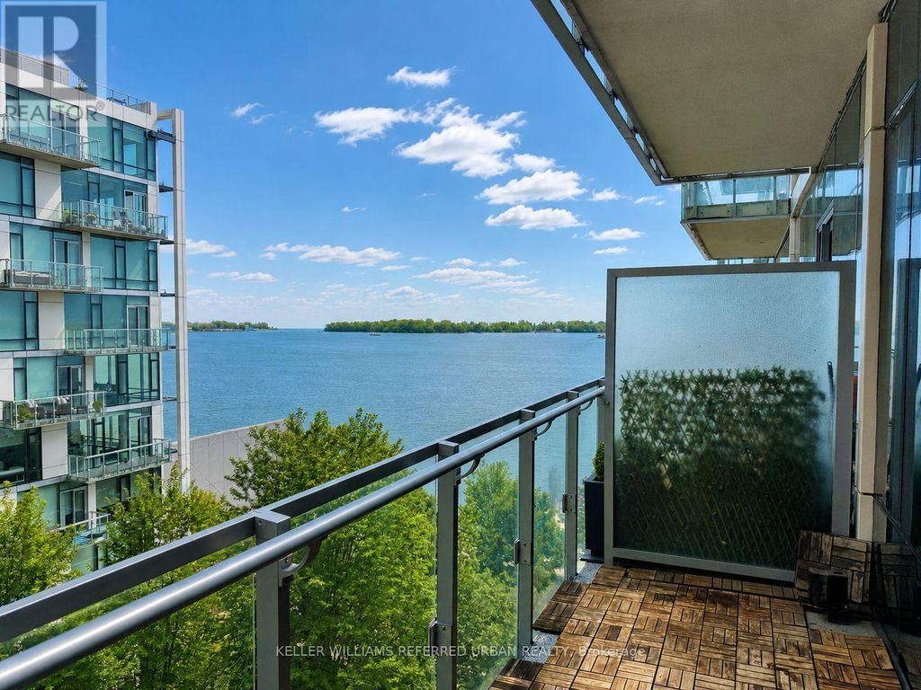 716 - 39 Queens Quay E, Toronto (waterfront Communities)