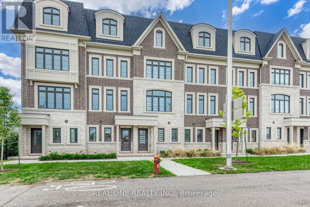 44 - 2140 Trafalgar Road, Oakville (ro River Oaks)