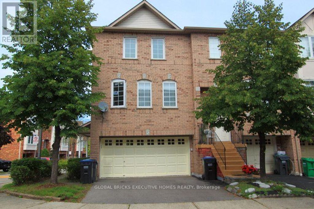 111 - 80 Acorn Place, Mississauga (hurontario)