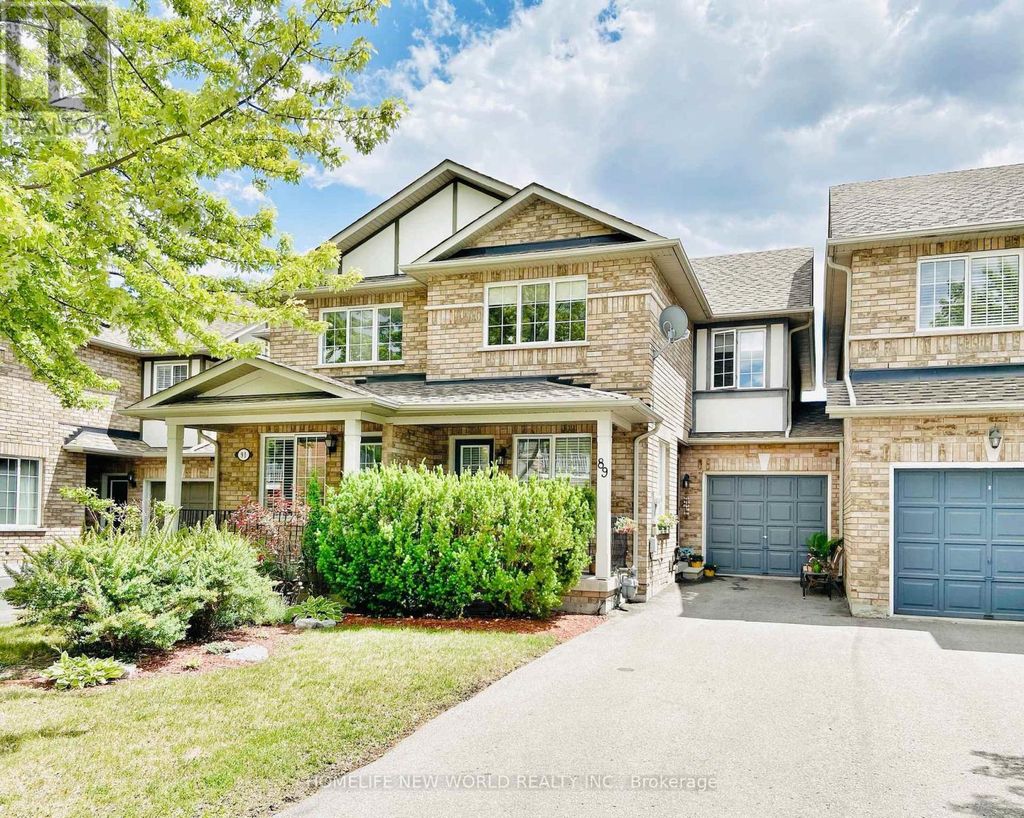 89 Warren Bradley Street, Markham (berczy)
