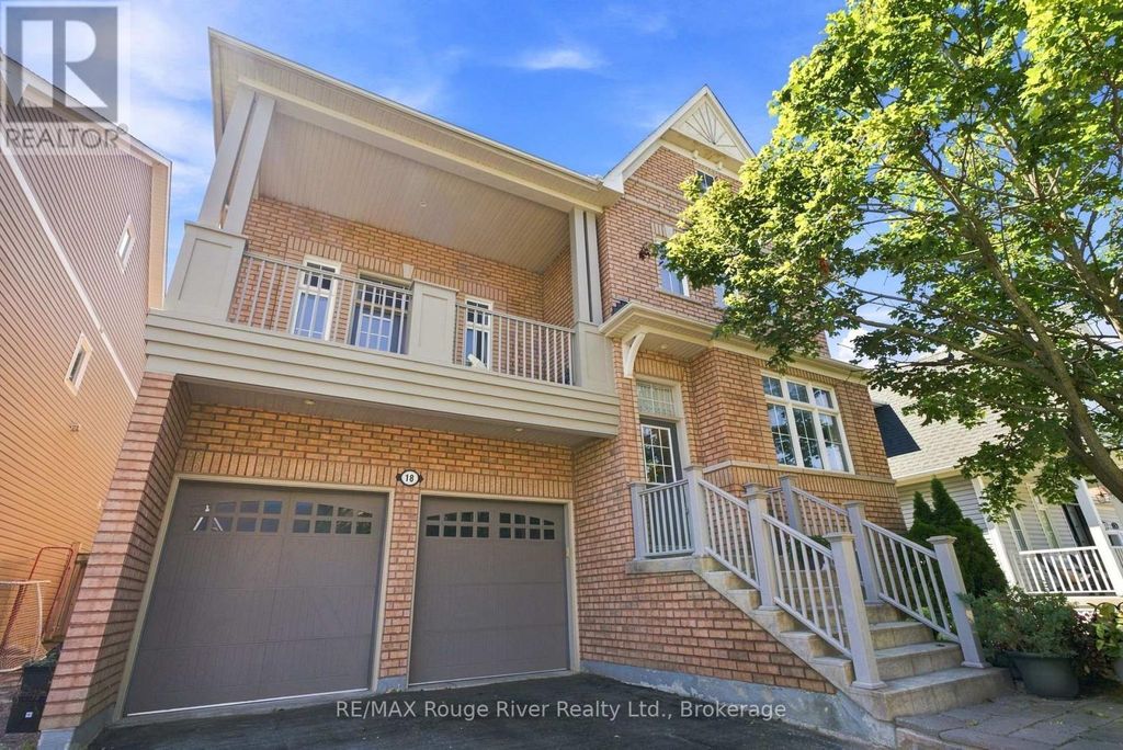 18 Rainbow Crescent, Whitby (brooklin)