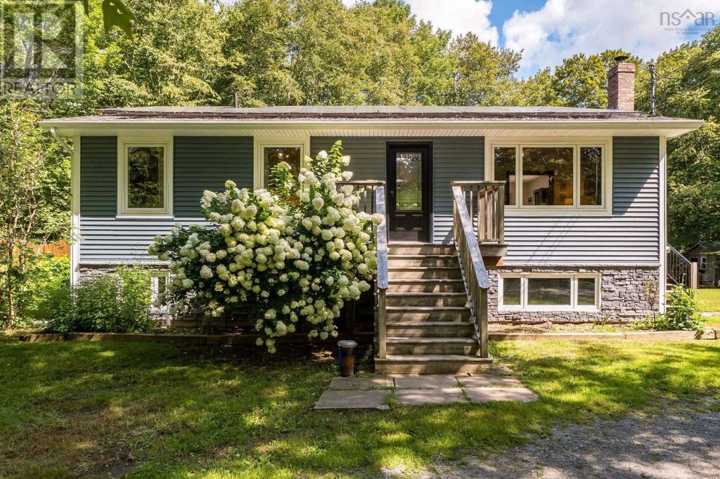 83 Lakecrest Drive, East Uniacke