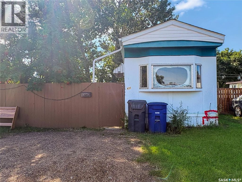 431 32nd Street, Battleford