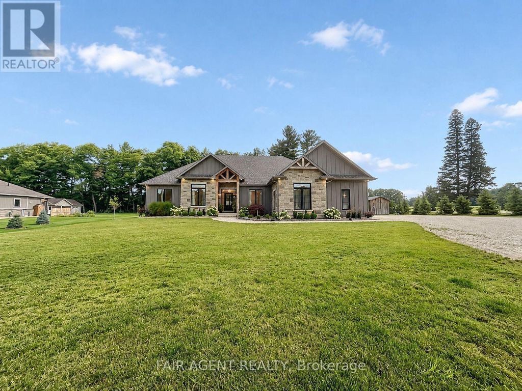 93 Woodland Drive, Norfolk (pine Grove)