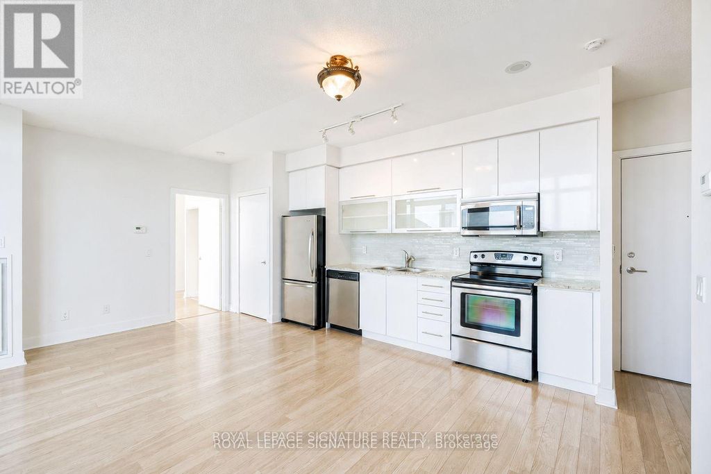 903 - 90 Stadium Road, Toronto (niagara)