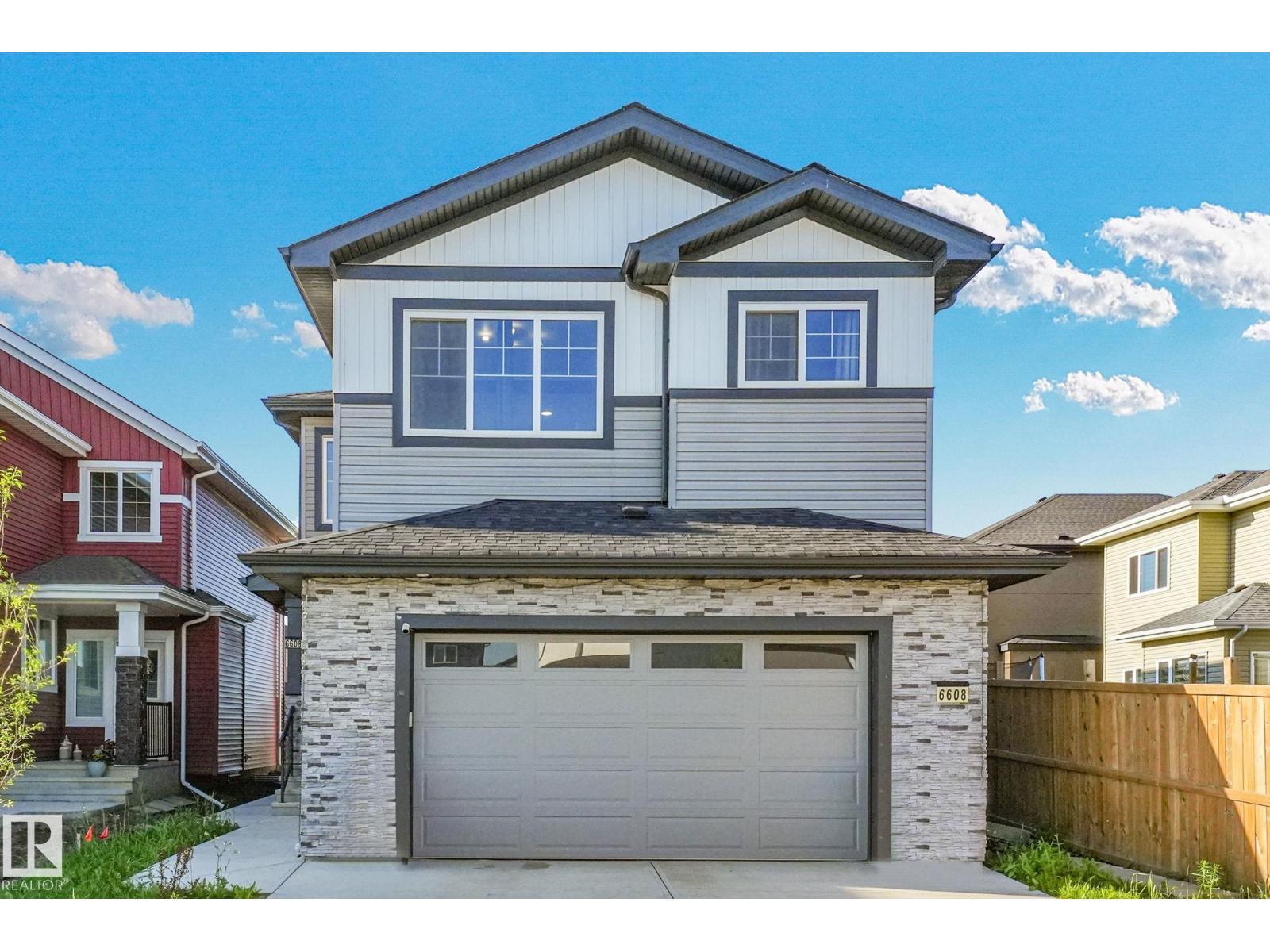 6608 51 Av, Beaumont